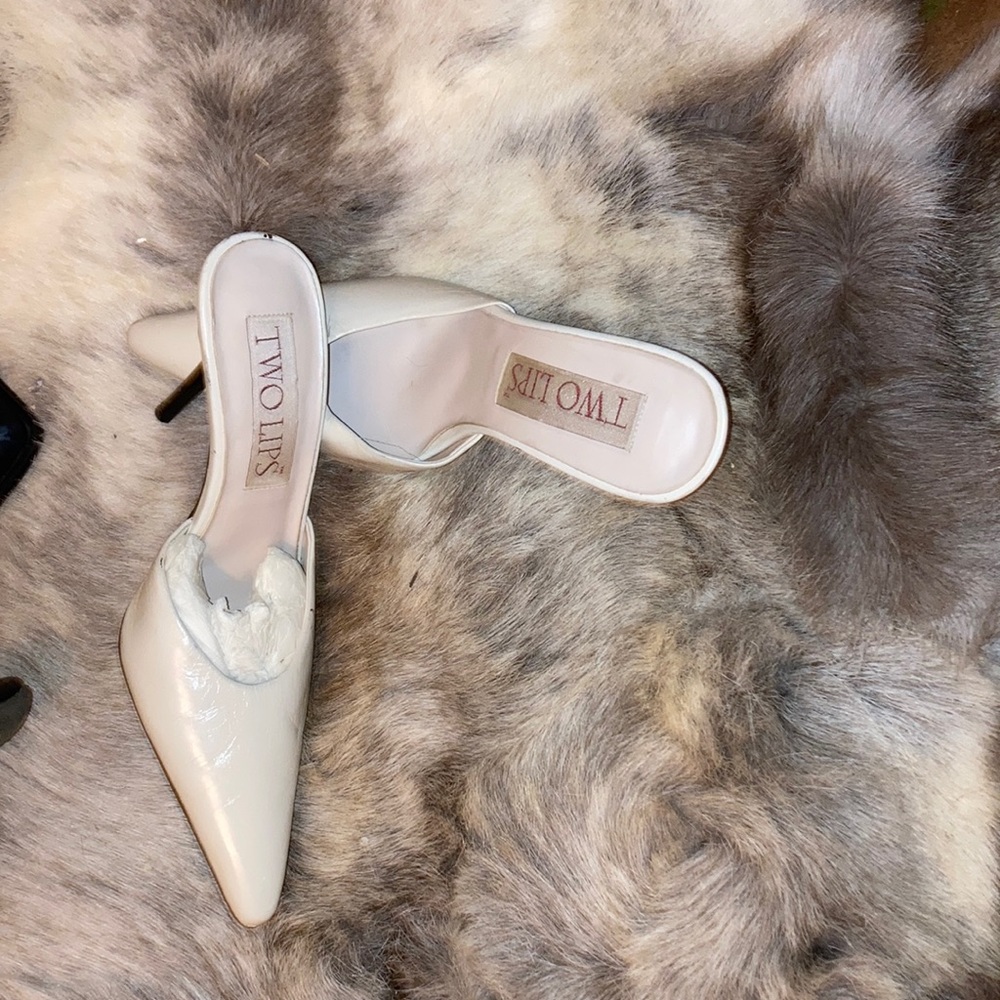 Cream slip on 6” sexy pumps